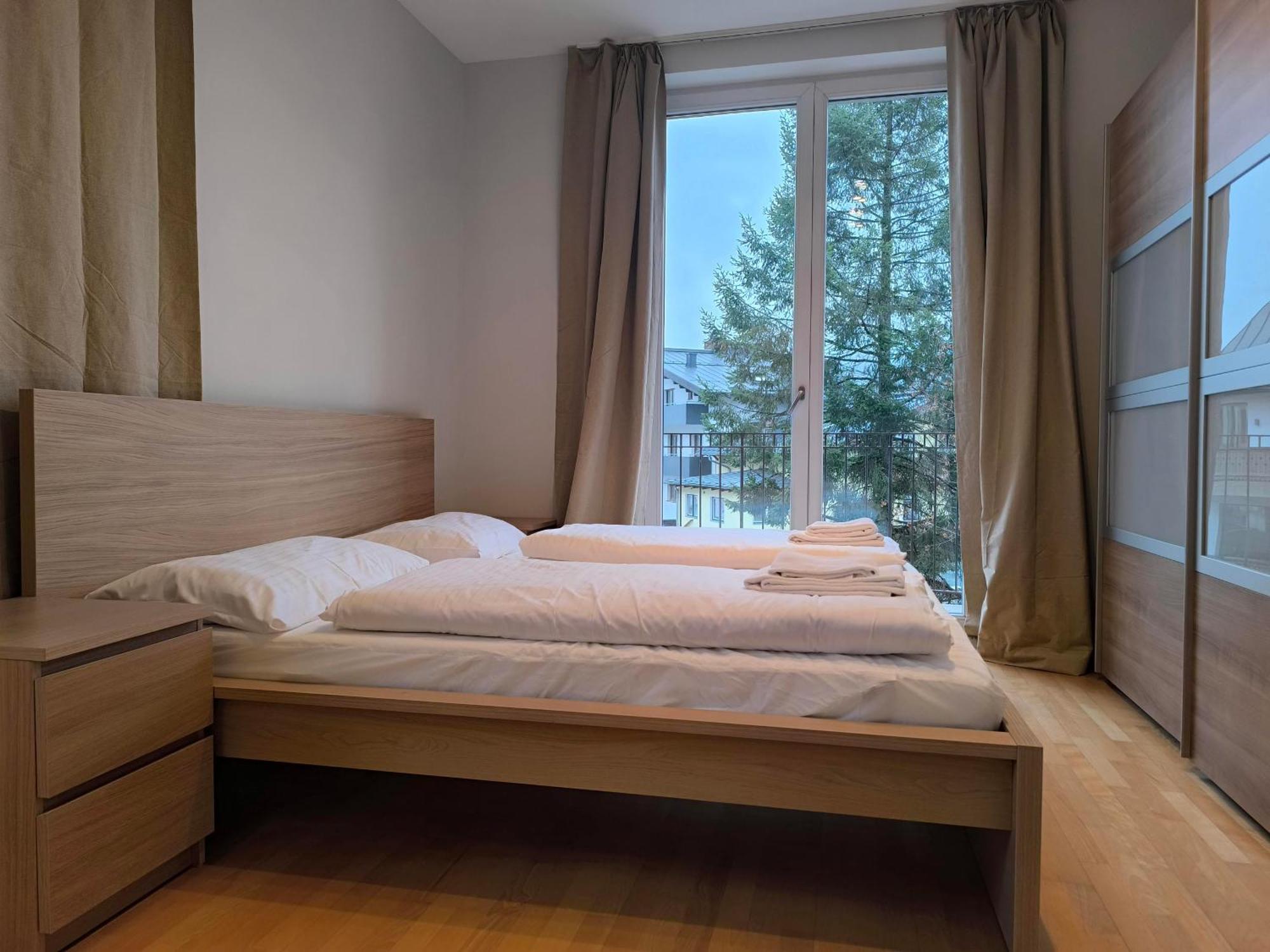 Four Seasons Getaway Apartment Цел ам Зее Екстериор снимка